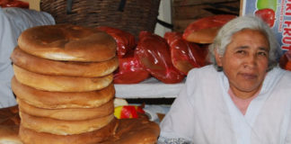 Panaderos de Cusco envían 5 toneladas de pan chuta a damnificados del norte del país