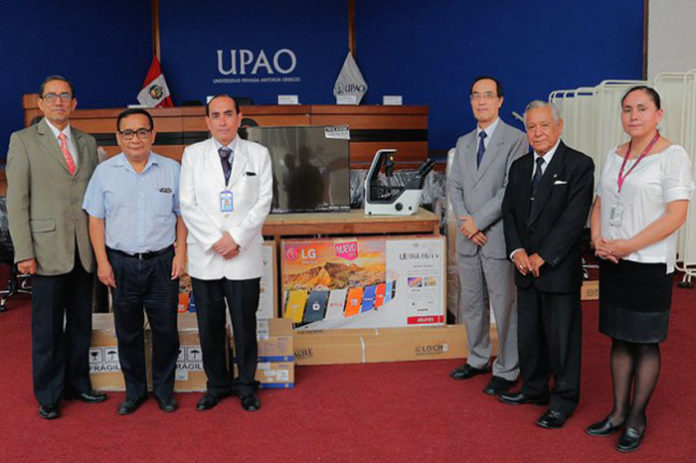 upao-confiere-en-cesion-de-uso-equipos-a-essalud