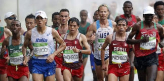 Peruano Cristhian Pacheco gana carrera tradicional en Ecuador