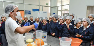 Escolares participan en Tour UPAO y programa de orientación vocacional