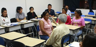 Psicólogos de UCV se especializan en técnicas para tratar traumas por Desastres