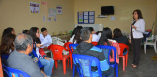 Pescadores de Salaverry son capacitados por UCV para disminuir la contaminación
