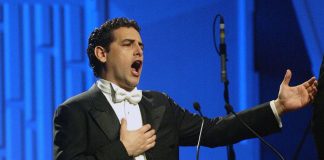 Juan Diego Flórez en concierto por inauguración del Teatro Víctor Raúl Lozano Ibáñez de UPAO