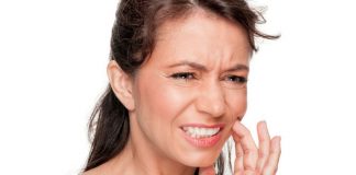 Conozca las maneras de proteger los dientes sensibles del dolor
