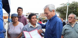 MPT beneficia con títulos de propiedad a vecinos de La Esperanza