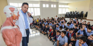 Icodem UPAO realiza clase demostrativa en colegios