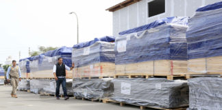 Llegan viviendas prefabricadas para damnificados de El Niño costero en La Libertad