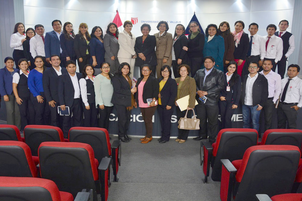 ucv-capacita-a-los-comites-de-calidad-sobre-modelo-de-acreditacion