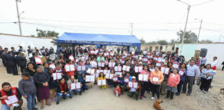 MPT entrega títulos de propiedad en Huanchaco