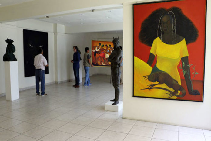 rinden-homenaje-a-afrodescendientes-con-exposicion-artistica-en-trujillo