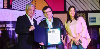 MPT reconoce a renombrado escritor español Javier Cercas