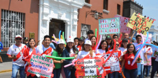 SATT realiza la caravana “Gánale por goleada a la morosidad” en Trujillo
