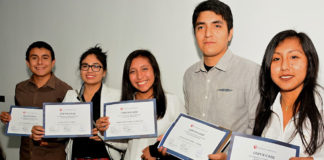 Estudiantes de UCV logran con éxito certificarse como asistentes Ambientales