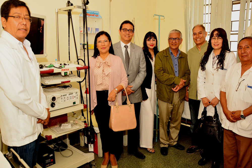 ucv-entrega-equipos-al-hospital-belen-para-mejorar-atencion-de-pacientes