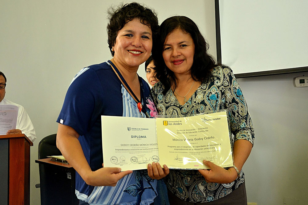 autoridades-de-ucv-se-especializan-en-emprendimiento-e-innovacion-universitaria