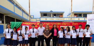 Estudiantes de Salaverry reciben certificación internacional en Computación por UCV