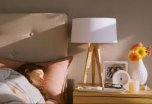 Cómo organizar una mesita de noche