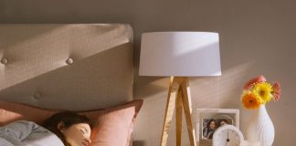 Cómo organizar una mesita de noche