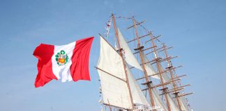 El BAP Unión de Perú es el segundo velero más grande del mundo