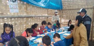 Enseñan a niños valores de Chan Chan en sesión educativa