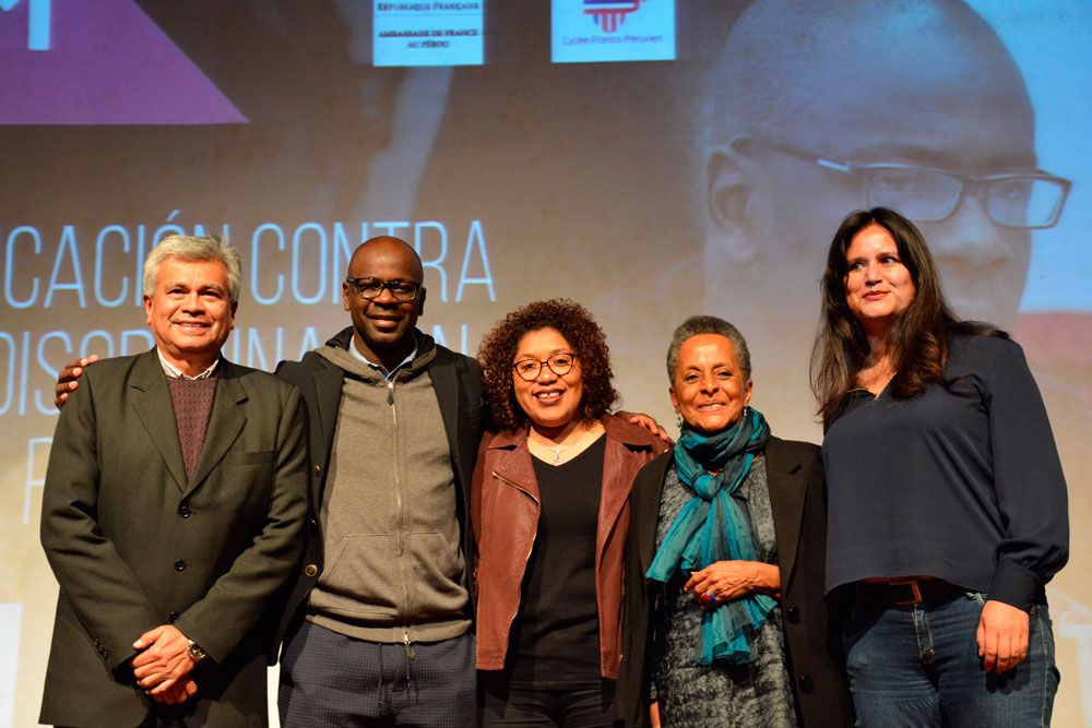 campeon-mundo-lilian-thuram-seleccionado-edison-flores-unen-contra-racismo-peru
