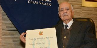 Directivo de la UCV reconocido por su aporte en el campo de la Medicina