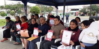 MPT entrega más de 100 títulos de propiedad a vecinos de La Esperanza