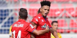 Alexander Callens es convocado para partidos contra Chile y EE.UU