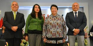 Beatriz Merino dialoga con cientos de estudiantes de UCV Trujillo