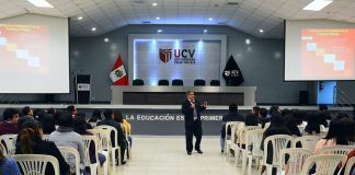 Estudiantes de posgrado de UCV son capacitados en procesos de Investigación Científica