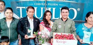 Se celebra la XV feria regional de la fresa en Menocucho