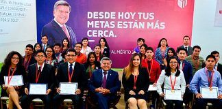 UCV reconoce esfuerzo y perseverancia de estudiantes