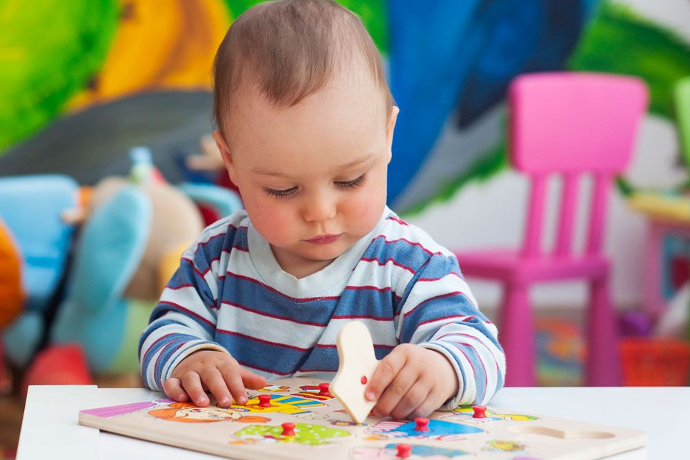 pediatras-recomiendan-juguetes-tradicionales-vez-aparatos-electronicos-ninos