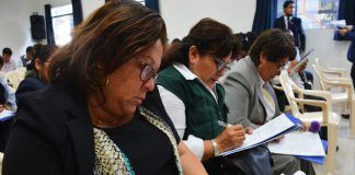 UCV capacita a servidores públicos en Inglés