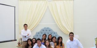 Estudiantes de UPN presentan mueblería vintage a base de material reciclable