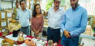 Ministro de Cultura visita laboratorio donde se conservan piezas de la Cultura Chimú