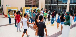 Turistas agradecen que se organicen actividades artísticas en Chan Chan