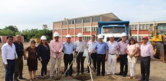 Colocan primera piedra del Comedor UNT