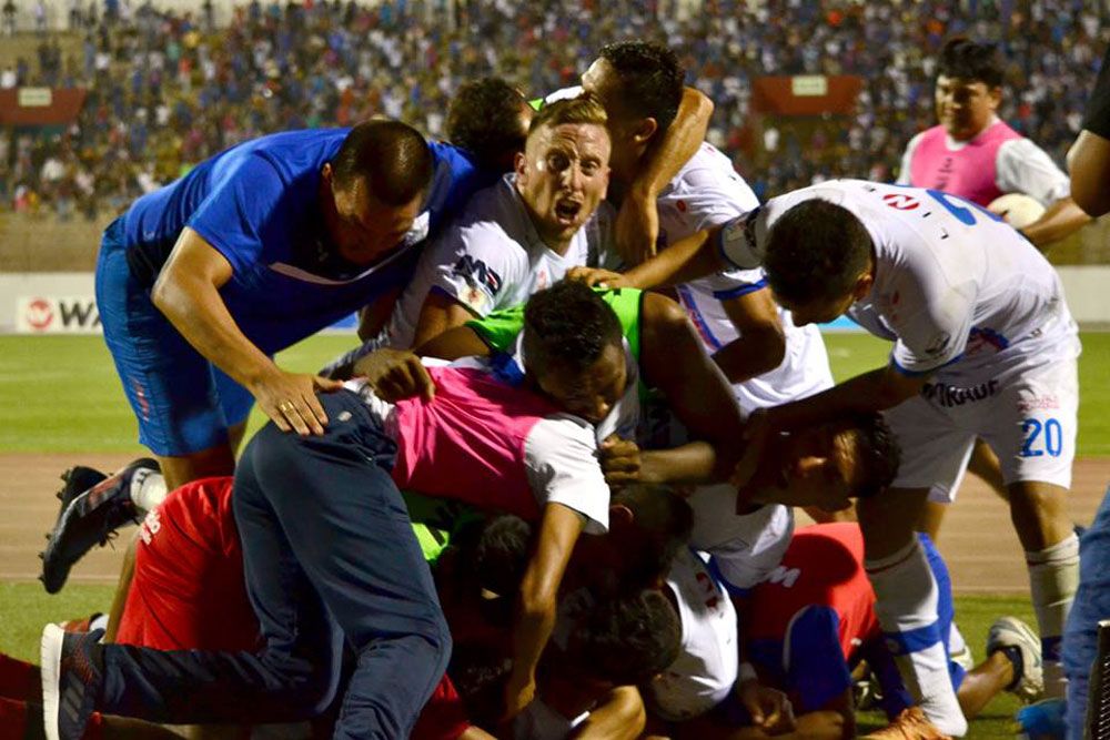 carlos-a-mannucci-logra-vencer-binacional-gol-olimpico-minuto-final