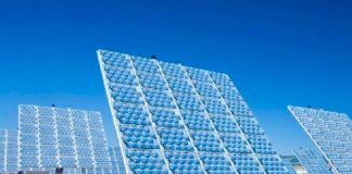 La compañía española Solarpack compra dos plantas solares en Perú