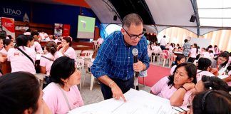 Administración de UPAO capacita a emprendedoras recicladoras