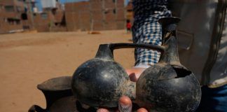 Investigadores descubren vestigios arqueológicos prehispánicos cerca de la Plaza de Armas