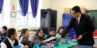 Minedu capacitará a 23,320 docentes de 20 regiones del Perú