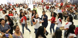 Adolescentes continúan su preparación en la escuela de Líderes en UCV