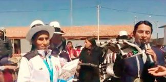 Atleta peruana Gladys Tejeda recibe homenaje de su pueblo natal por triunfo panamericano