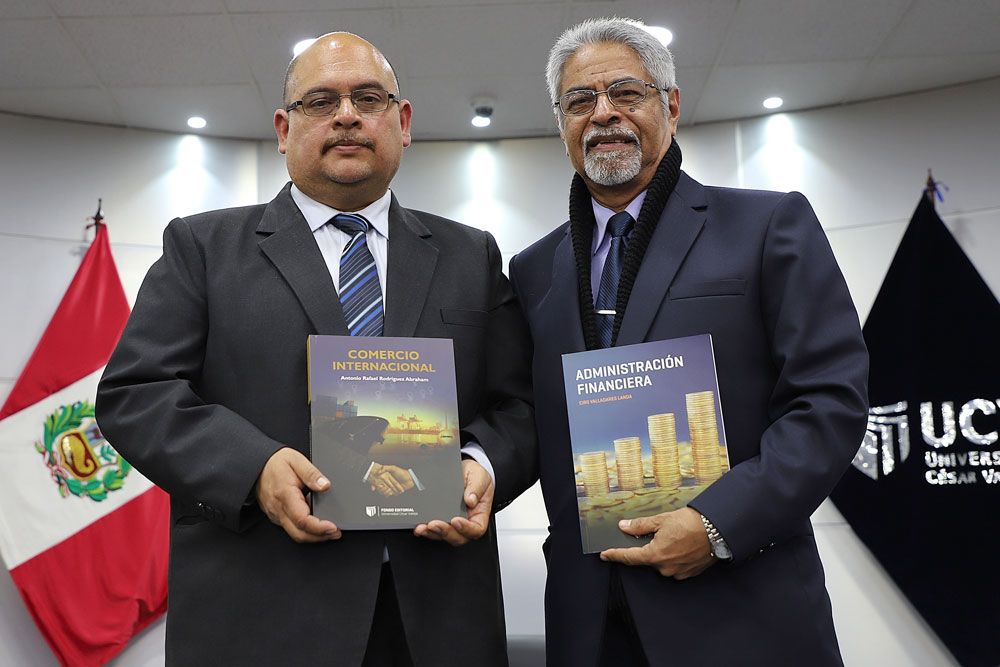 docentes-ucv-presentan-nuevos-libros-administracion-comercio