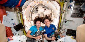 Astronautas están listas para el primer paseo espacial exclusivamente femenino