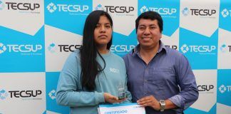 Estudiantes de secundaria desarrollan habilidades tecnológicas