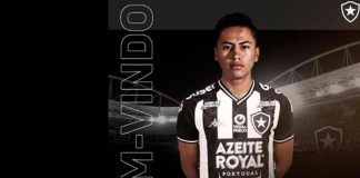 Peruano Alexander Lecaros se convierte en nuevo refuerzo del Botafogo de Brasil
