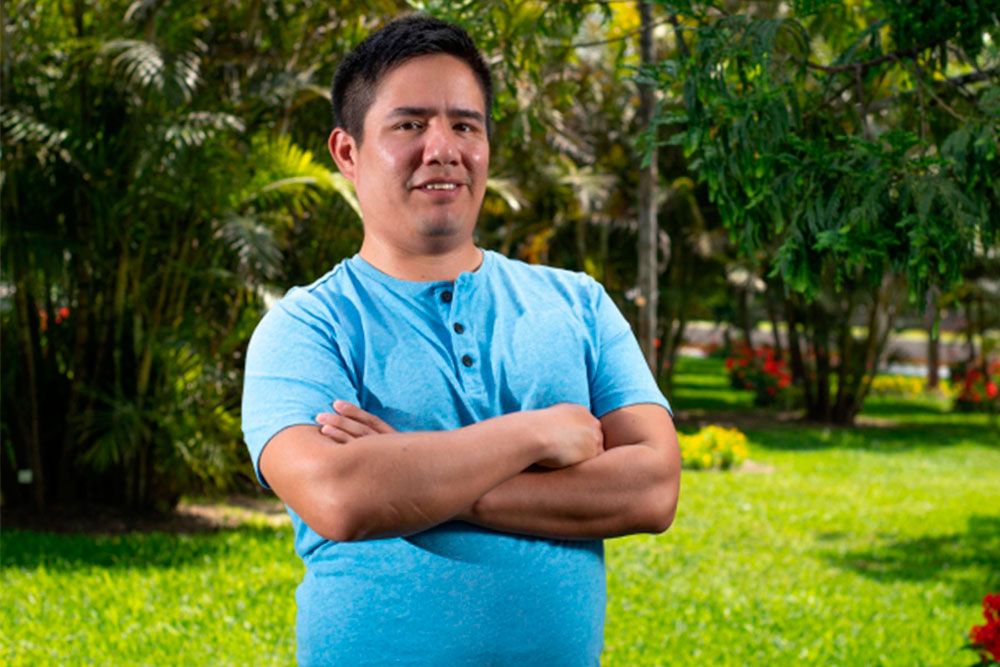peruano-daniel-obregon-gana-concurso-ciencias-unesco